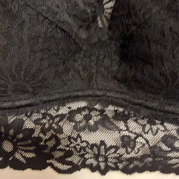 Victoria’s Secret PINK Black Lace Underwire Halter Bra size S - Picture 2 of 5